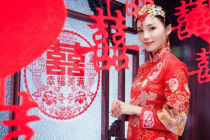 “众夕落泪今粽汁,三伏已近丢暖棉”指打什么生肖，精选解答最佳成语谜团揭晓